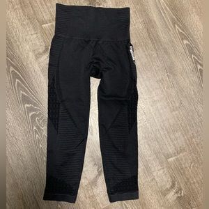 Black Gymshark Cropped Seamless Leggings